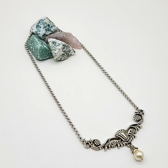 Brighton Rare "VICTORIAN BAROQUE" Openwork Filigree Neck w Glass Pearl Drop! - Picture 4 of 12